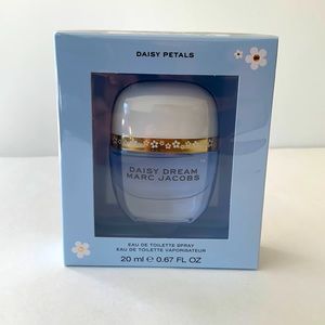 Marc Jacobs Daisy Petals Eau de Toilette Spray